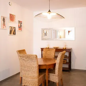 Appartement Grand - Proche Gare, Cassis